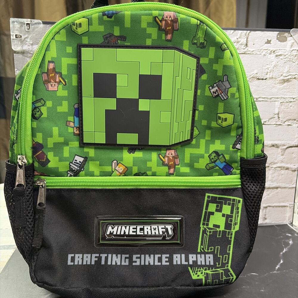 2025 Kid's Minecraft Creeper Green & Black Backpack 12x9x3 - VERY CLEAN OFFICIAL
